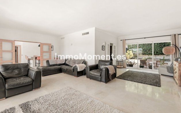 Resale - Detached villa - Estepona - New Golden Mile