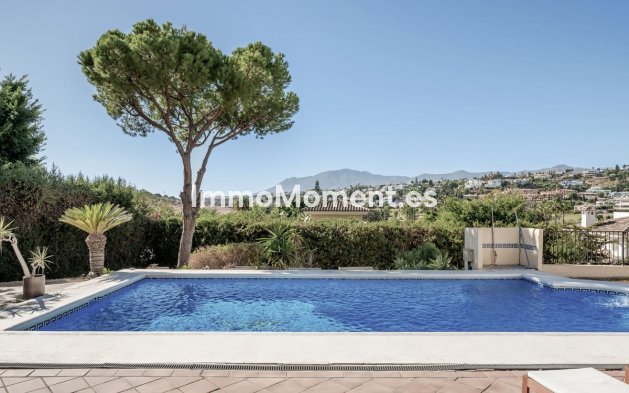 Resale - Detached villa - Estepona - New Golden Mile