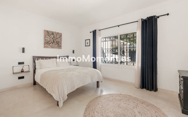 Resale - Detached villa - Estepona - New Golden Mile