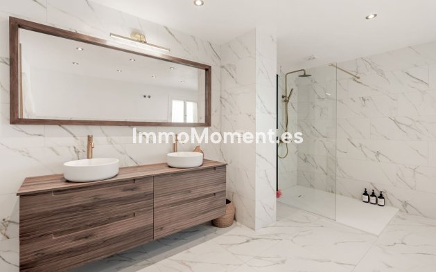 Resale - Detached villa - Estepona - New Golden Mile