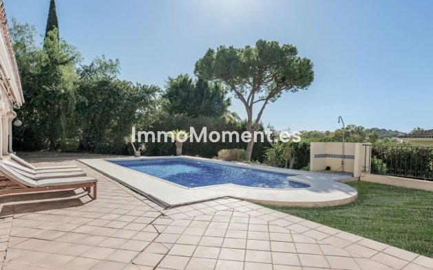 Resale - Detached villa - Estepona - New Golden Mile