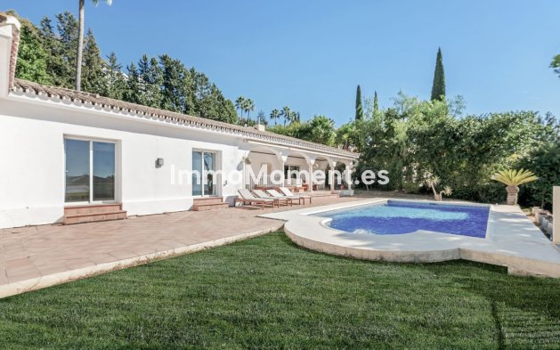 Resale - Detached villa - Estepona - New Golden Mile