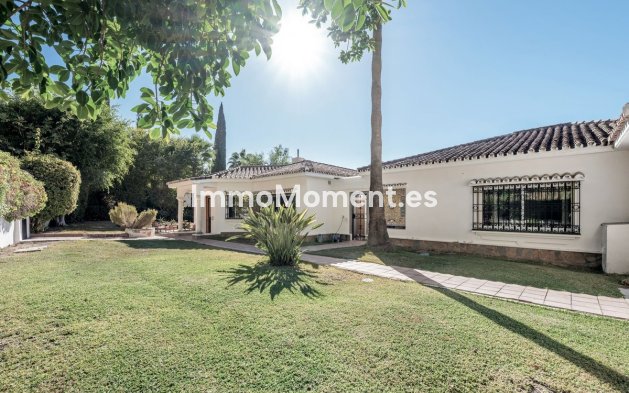Resale - Detached villa - Estepona - New Golden Mile