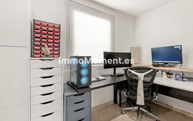 Revente - Maison de campagne - Estepona  - Estepona Centro