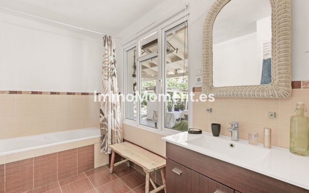 Revente - Maison de campagne - Estepona  - Estepona Centro