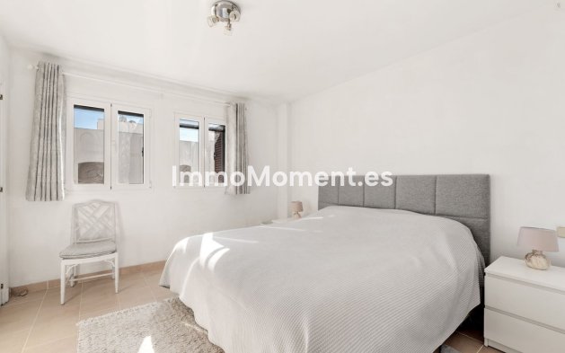 Revente - Maison mitoyenne - Estepona  - Estepona Centro