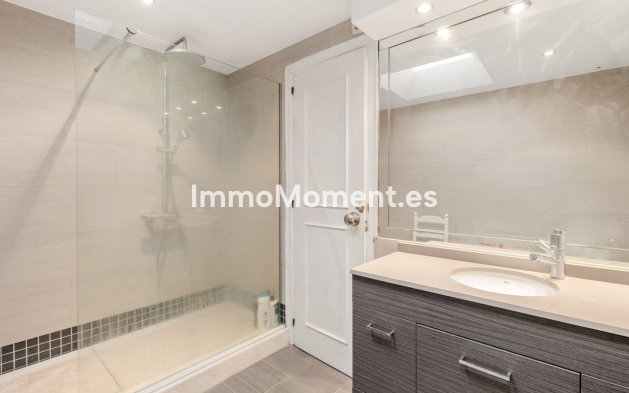 Revente - Maison mitoyenne - Estepona  - Estepona Centro