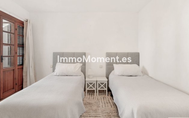 Revente - Maison mitoyenne - Estepona  - Estepona Centro