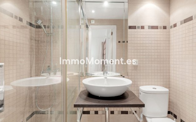 Revente - Maison mitoyenne - Estepona  - Estepona Centro