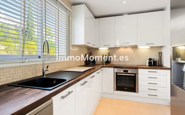 Revente - Appartement - Marbella - Nueva Andalucía