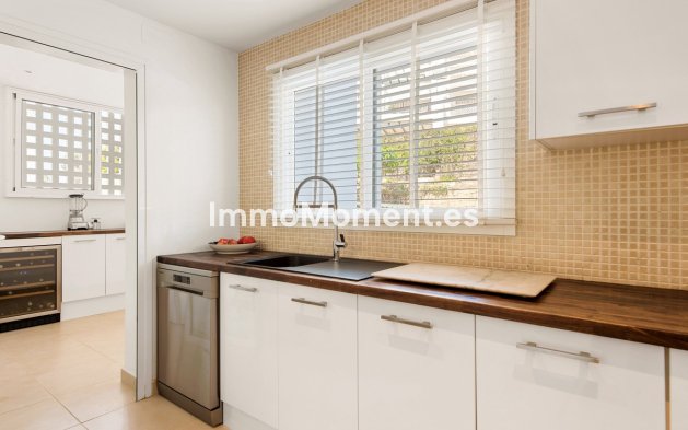 Revente - Appartement - Marbella - Nueva Andalucía