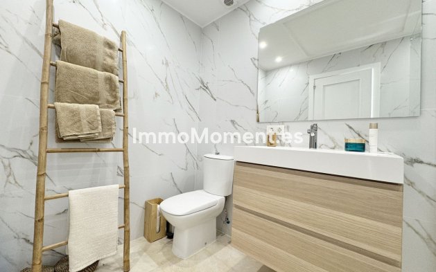 Revente - Appartement - Marbella - Nueva Andalucía