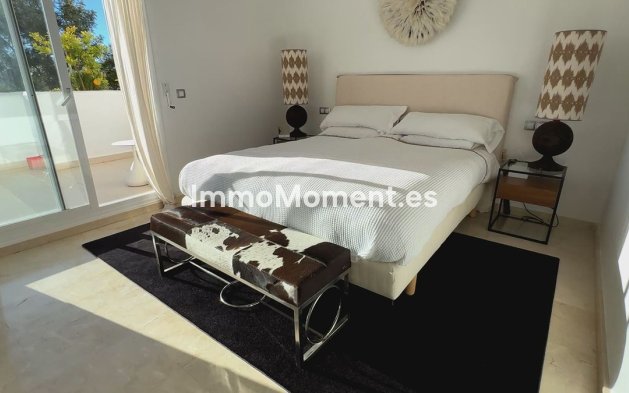 Revente - Appartement - Marbella - Nueva Andalucía