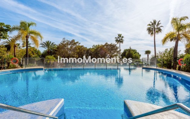 Revente - Appartement - Marbella - Nueva Andalucía