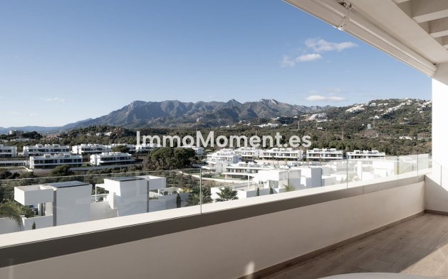 Resale - Apartment - Marbella - Santa Clara