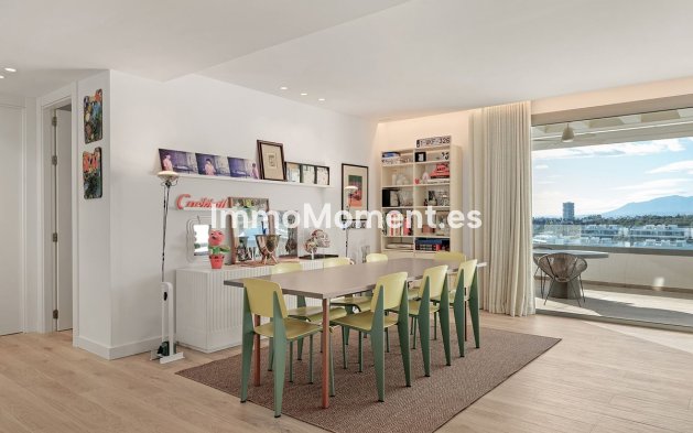 Resale - Apartment - Marbella - Santa Clara