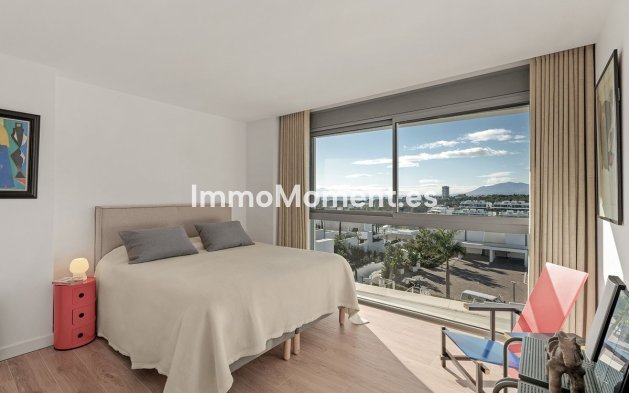 Resale - Apartment - Marbella - Santa Clara
