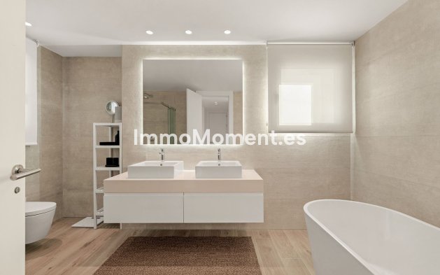 Resale - Apartment - Marbella - Santa Clara