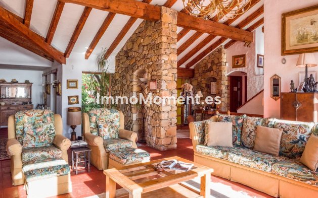 Revente - Villa - Estepona  - Estepona Centro