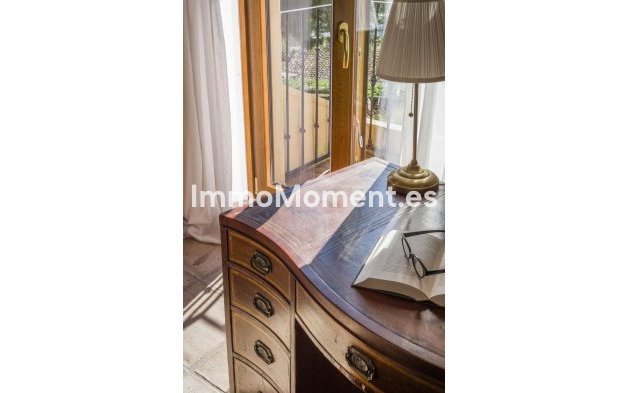 Revente - Villa - Estepona  - Estepona Centro