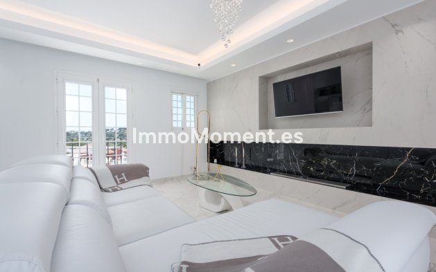 Bestaande woning - Geschakelde woning - Marbella - Nueva Andalucía