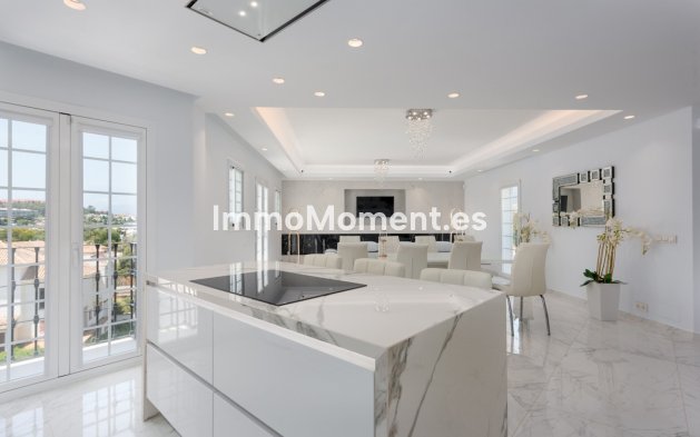 Bestaande woning - Geschakelde woning - Marbella - Nueva Andalucía