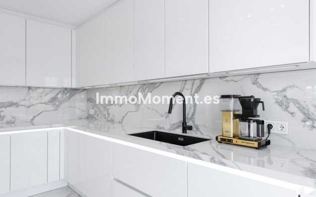 Bestaande woning - Geschakelde woning - Marbella - Nueva Andalucía