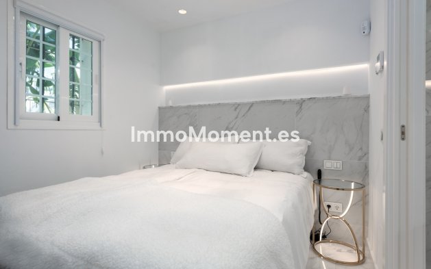 Bestaande woning - Geschakelde woning - Marbella - Nueva Andalucía