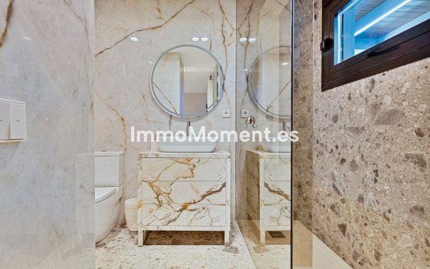 Wiederverkauf - Villa - Benalmadena - Benalmadena Centro