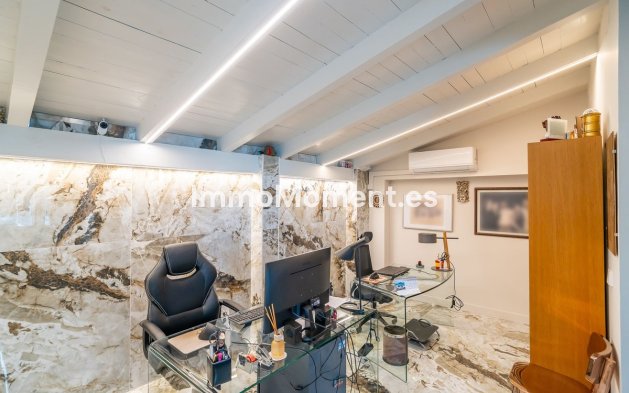 Wiederverkauf - Villa - Benalmadena - Benalmadena Centro