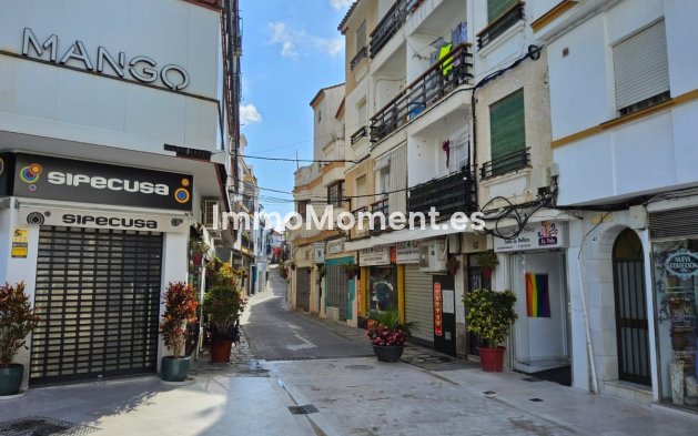 Resale - Apartment - Estepona - Estepona Centro
