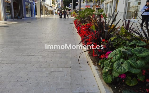 Resale - Apartment - Estepona - Estepona Centro