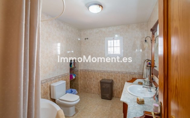 Resale - Villa - Mijas - Las Lagunas de Mijas