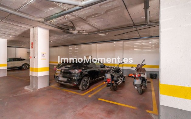 Wiederverkauf - Wohnung - Estepona  - Estepona Centro