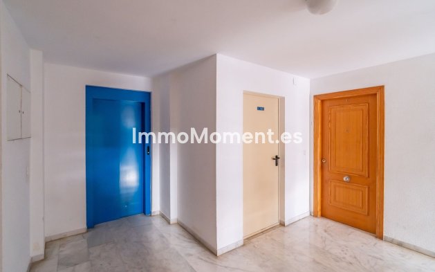 Wiederverkauf - Wohnung - Estepona  - Estepona Centro