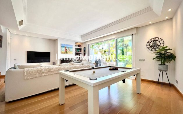 Revente - Maison mitoyenne - Estepona  - Estepona Centro