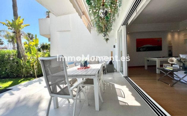 Revente - Maison mitoyenne - Estepona  - Estepona Centro