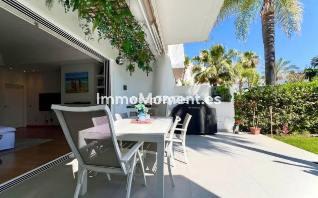 Revente - Maison mitoyenne - Estepona  - Estepona Centro