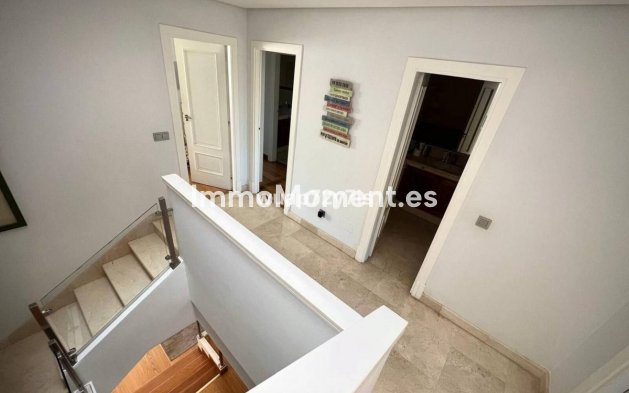 Revente - Maison mitoyenne - Estepona  - Estepona Centro