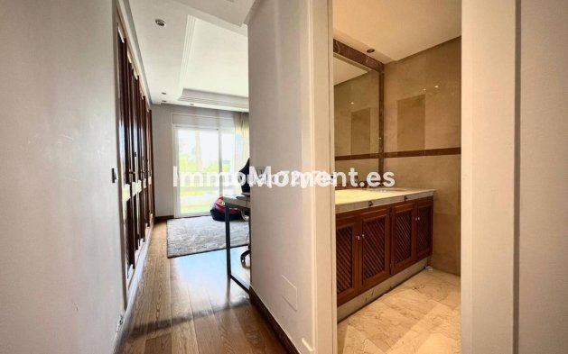 Revente - Maison mitoyenne - Estepona  - Estepona Centro