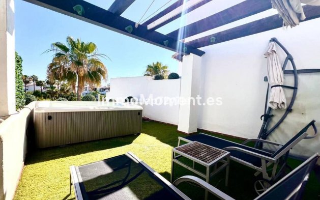 Revente - Maison mitoyenne - Estepona  - Estepona Centro