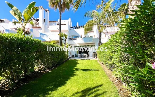 Revente - Maison mitoyenne - Estepona  - Estepona Centro