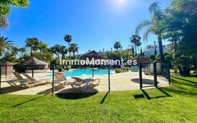 Revente - Maison mitoyenne - Estepona  - Estepona Centro