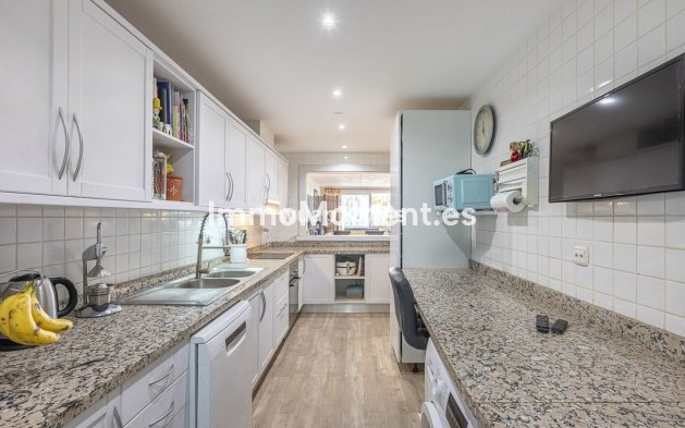 Revente - Appartement - Marbella - Nueva Andalucía