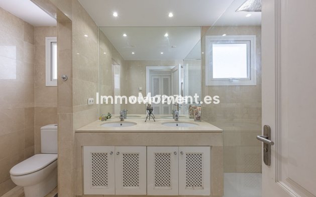 Revente - Appartement - Marbella - Nueva Andalucía