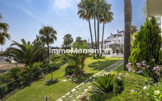 Revente - Appartement - Marbella - Nueva Andalucía