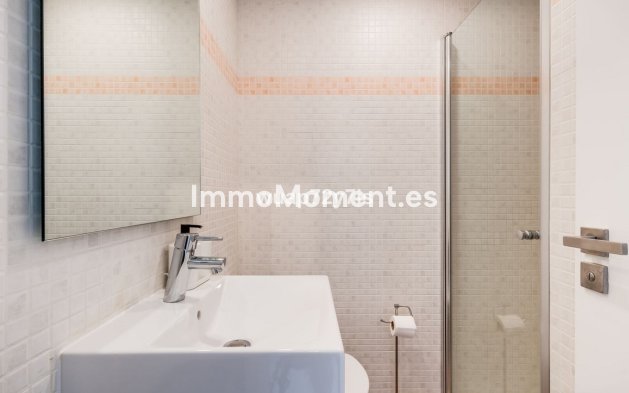 Wiederverkauf - Wohnung - Estepona  - Selwo