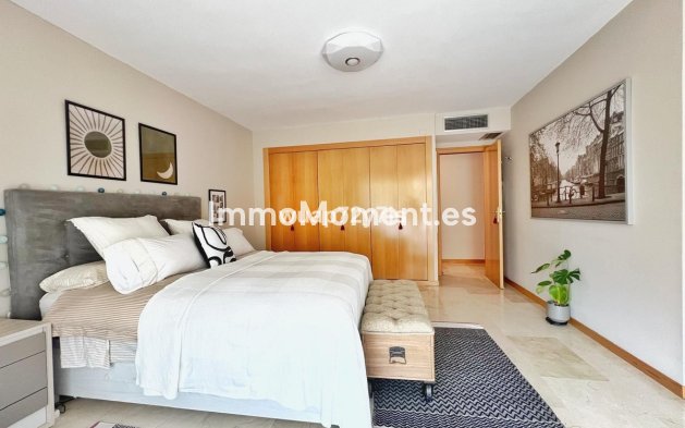 Wiederverkauf - Wohnung - Marbella - Guadalmina Alta
