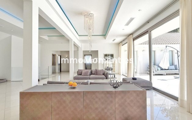 Wiederverkauf - Villa - Sotogrande