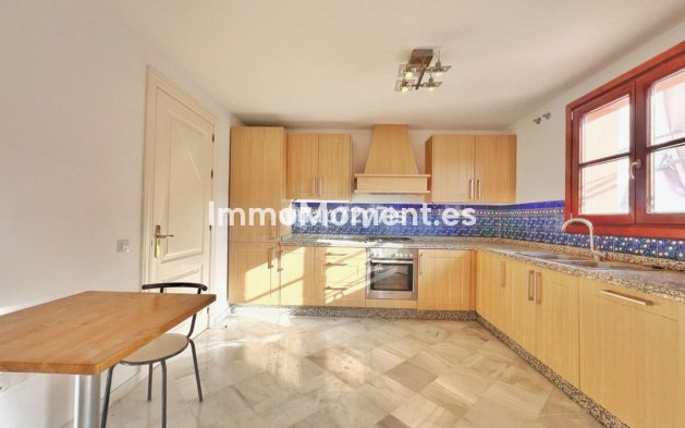 Revente - Villa - Benahavís - Benahavís Centro